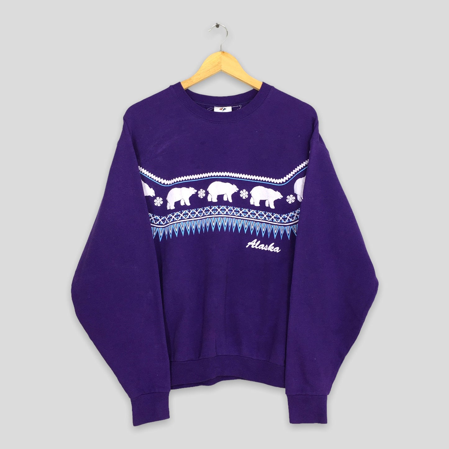 Alaska United States Purple Sweatshirt Medium