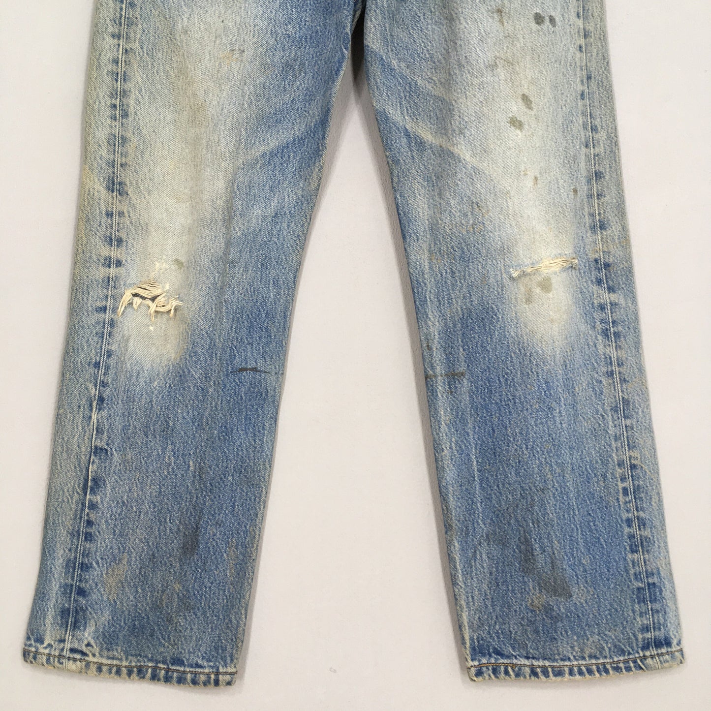 Levi's 501 Distressed Dirty Jeans Size 34x28.5