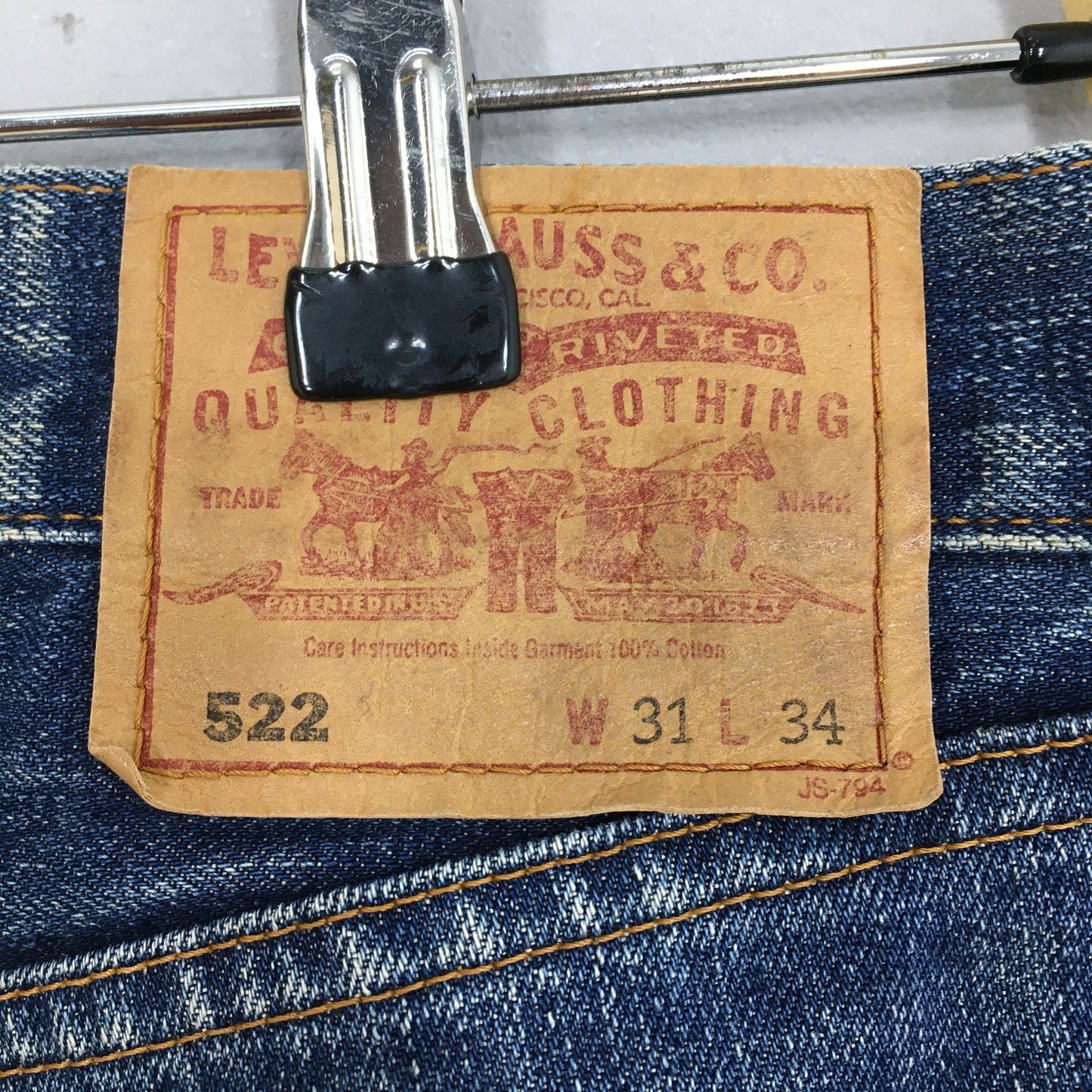 Levi's 522 Straight Cut Jeans Size 31x32.5