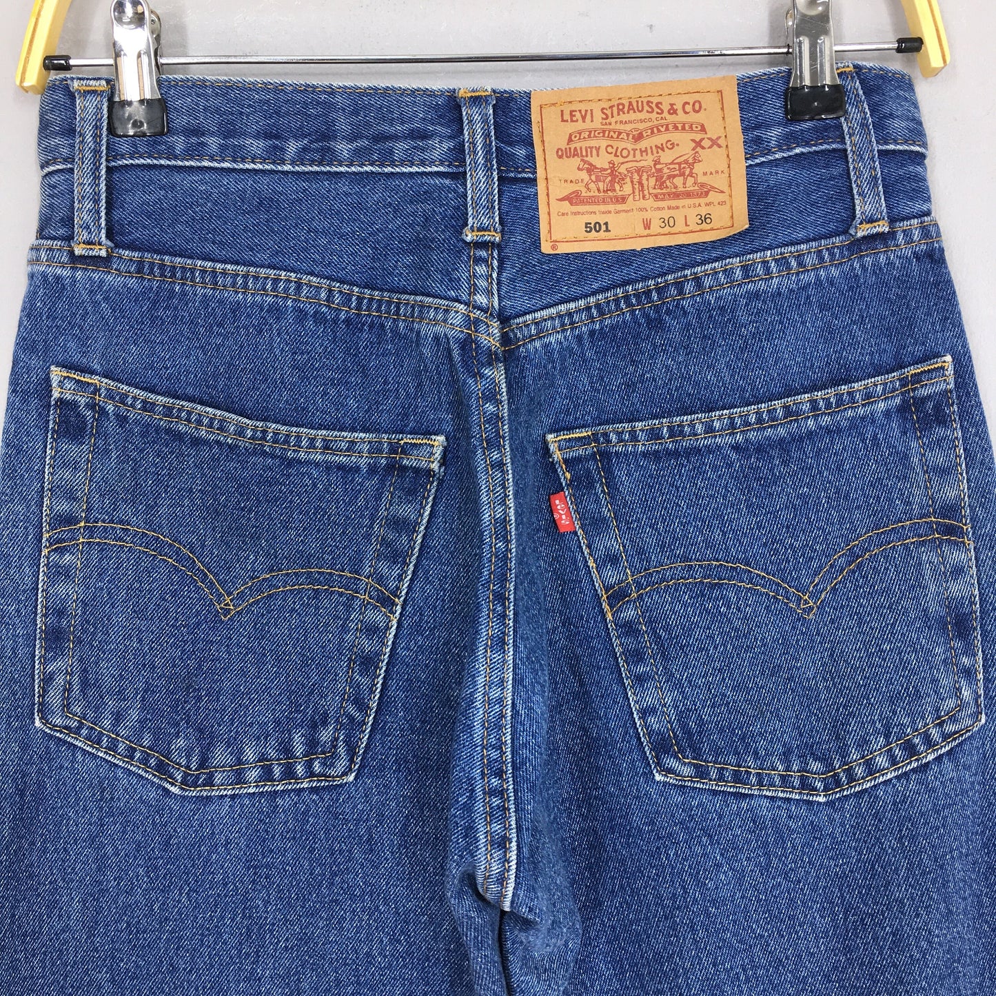 Levi's 501 Light Wash Blue Jeans Size 28x30