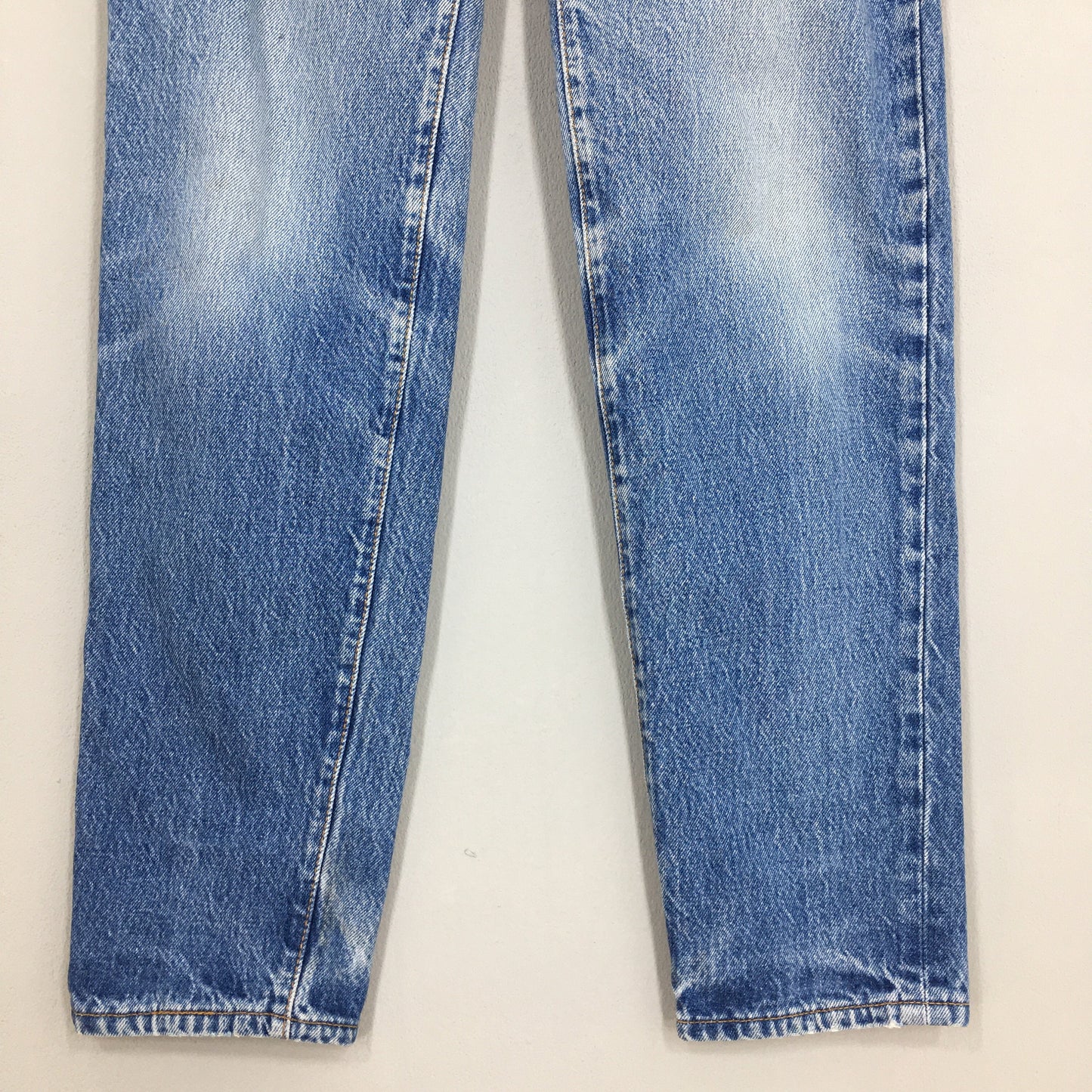 Levi's 501 Light Wash Jeans High Waisted Size 27x32