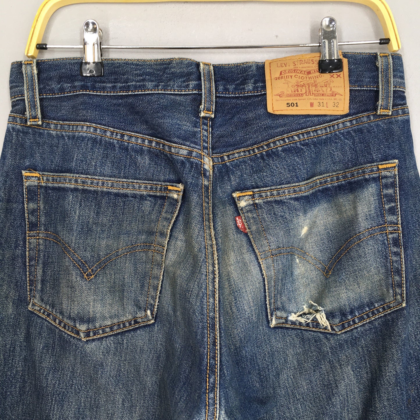 Levi's 501 Distressed Ripped Jeans Size 30x31.5