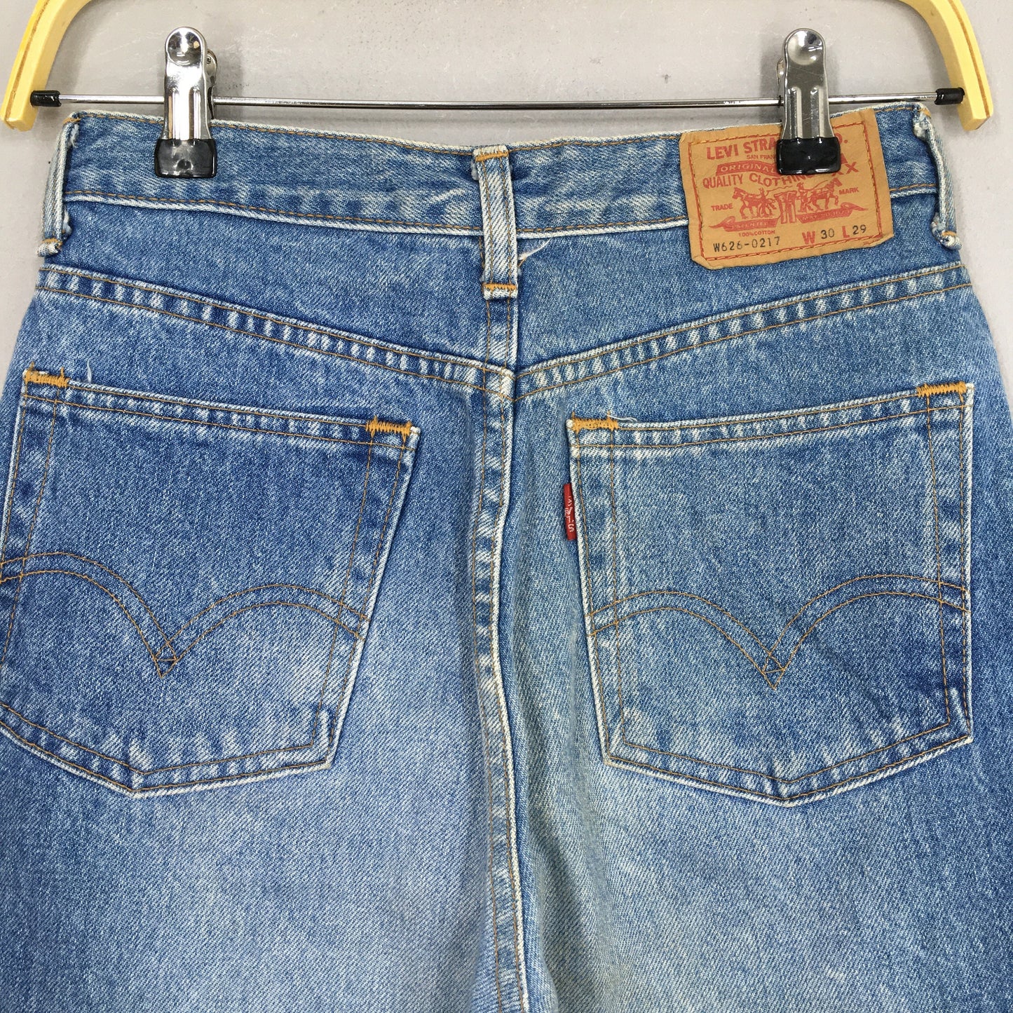 Levi's 626 Faded Mom Jeans Light Washed Size 26x28.5