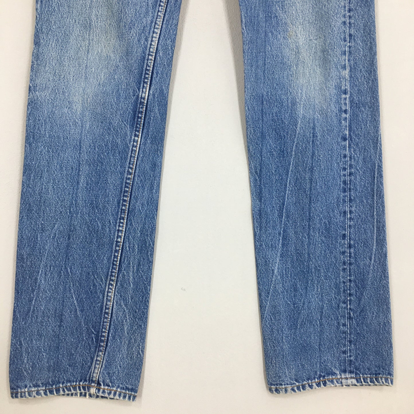 Levi's 501 Light Wash Blue High Waisted Size 29x35.5