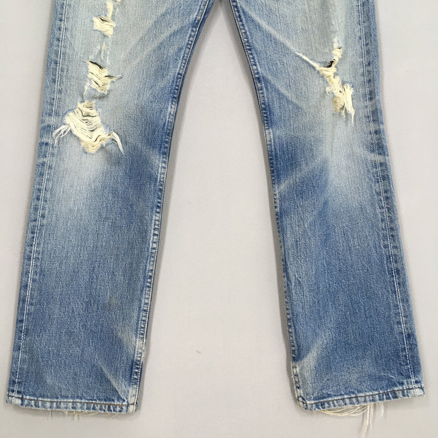 Levi's 501 Distressed Ripped Jeans Stonewash Size 30x31.5