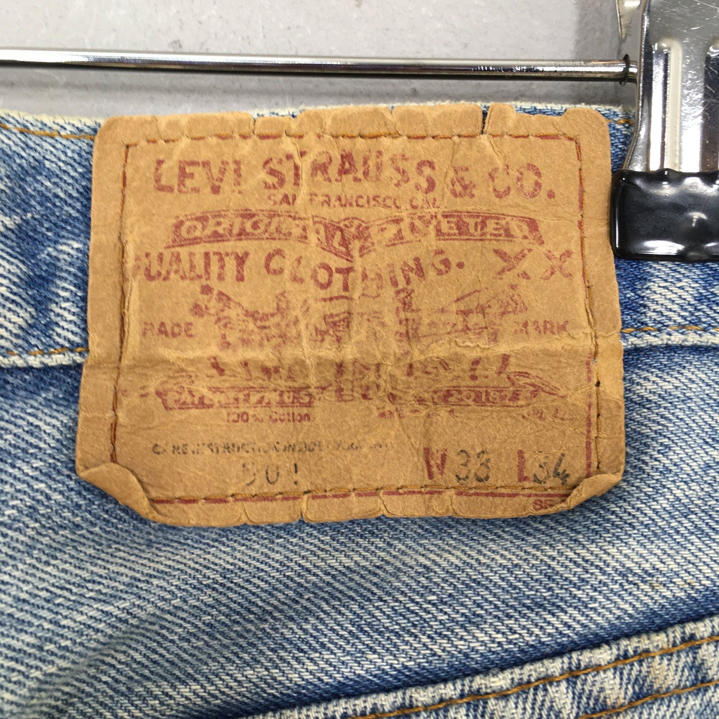 Levi's 501 Distressed Ripped Jeans Stonewash Size 31x28