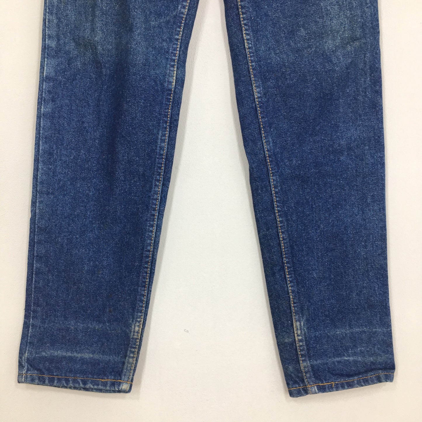 Levi's 610 Indigo Blue Tapered Leg Jeans Size 27x32