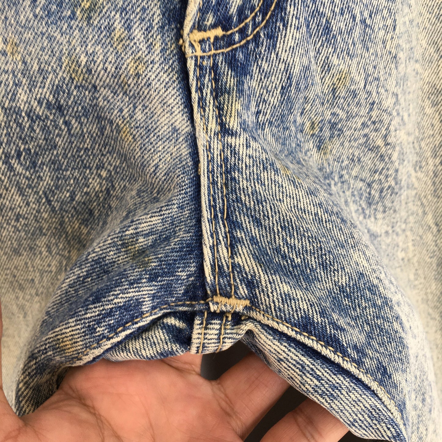 Wrangler Faded Dirty High Rise Jeans Size 29x29.5