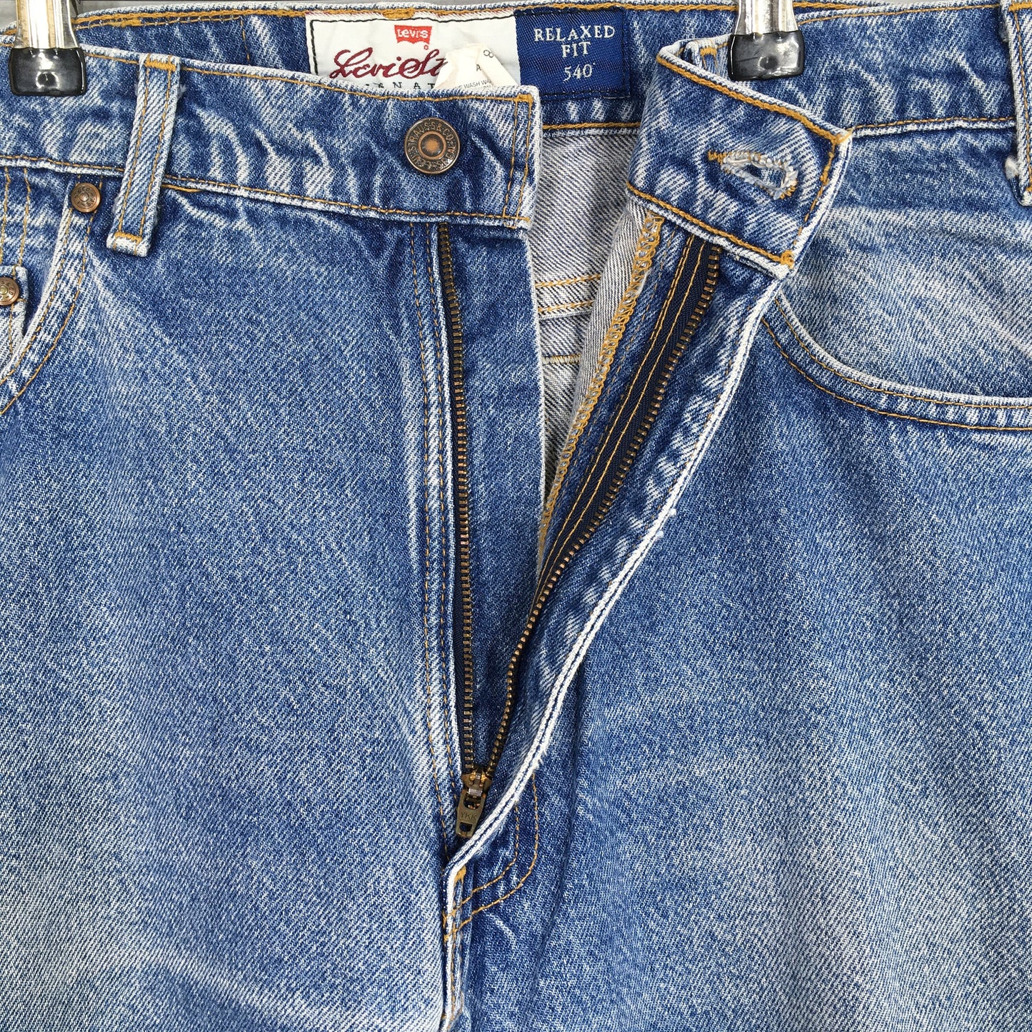 Levi's 540 Relaxed Fit Jeans Zipper Jeans Size 35x38