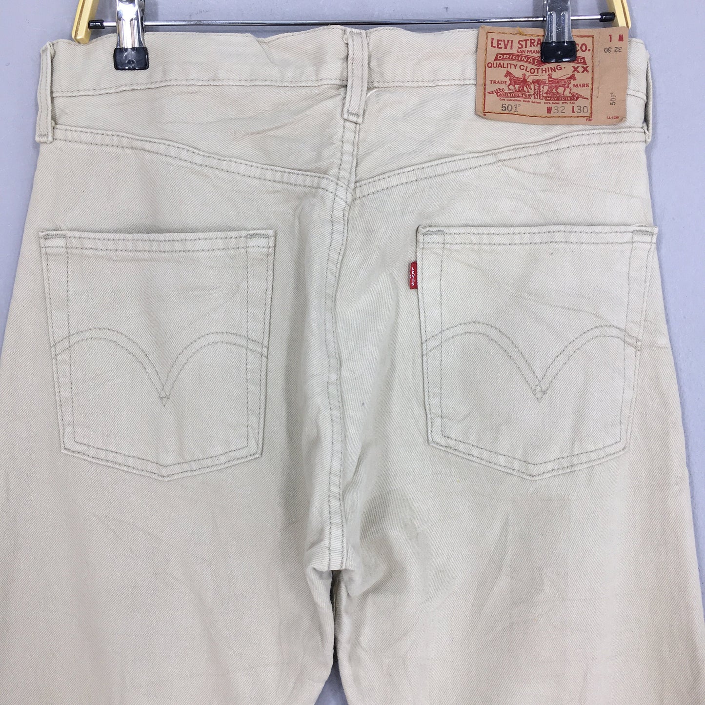 Levi's 501 Cream Straight Cut Jeans Size 31x31