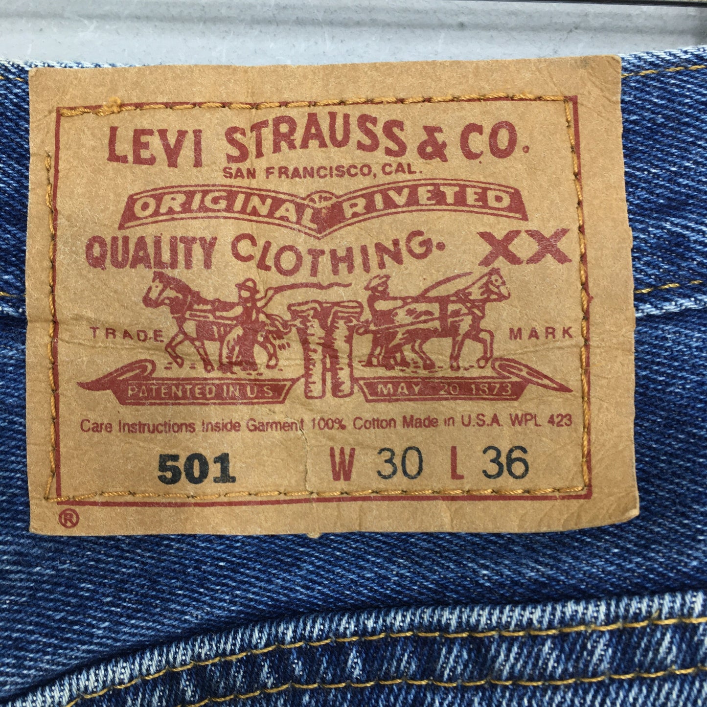 Levi's 501 Light Wash Blue Jeans Size 28x30