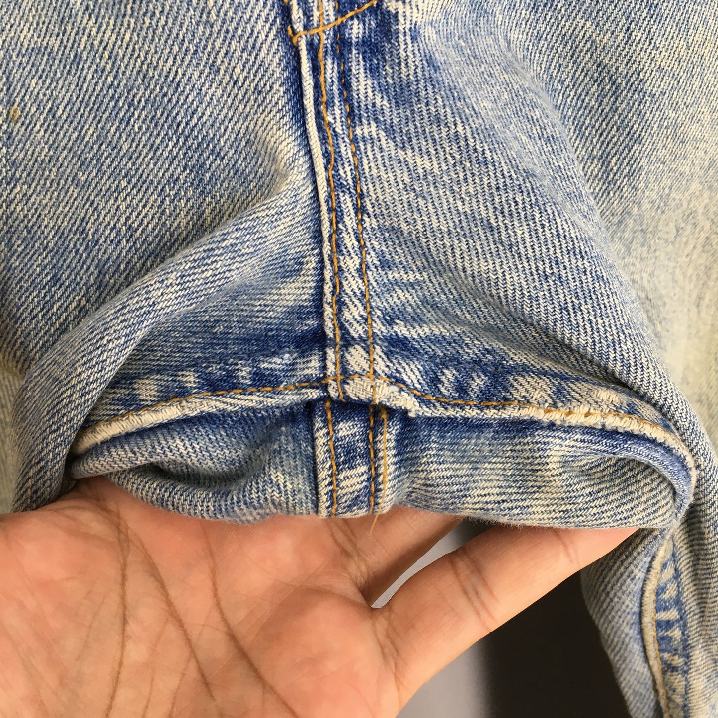Levi's 501 Faded Dirty Jeans Size 28x28