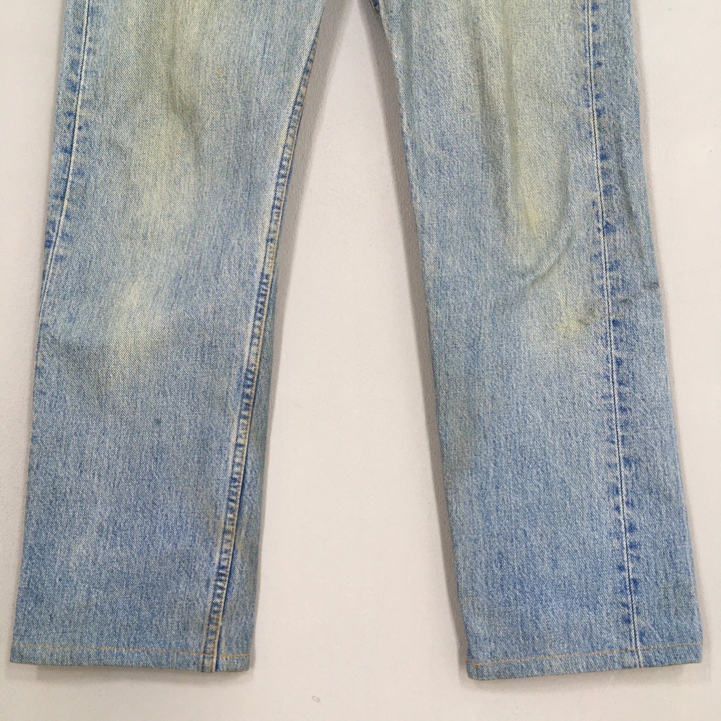 Levi's 501 Faded Dirty Jeans Size 28x28