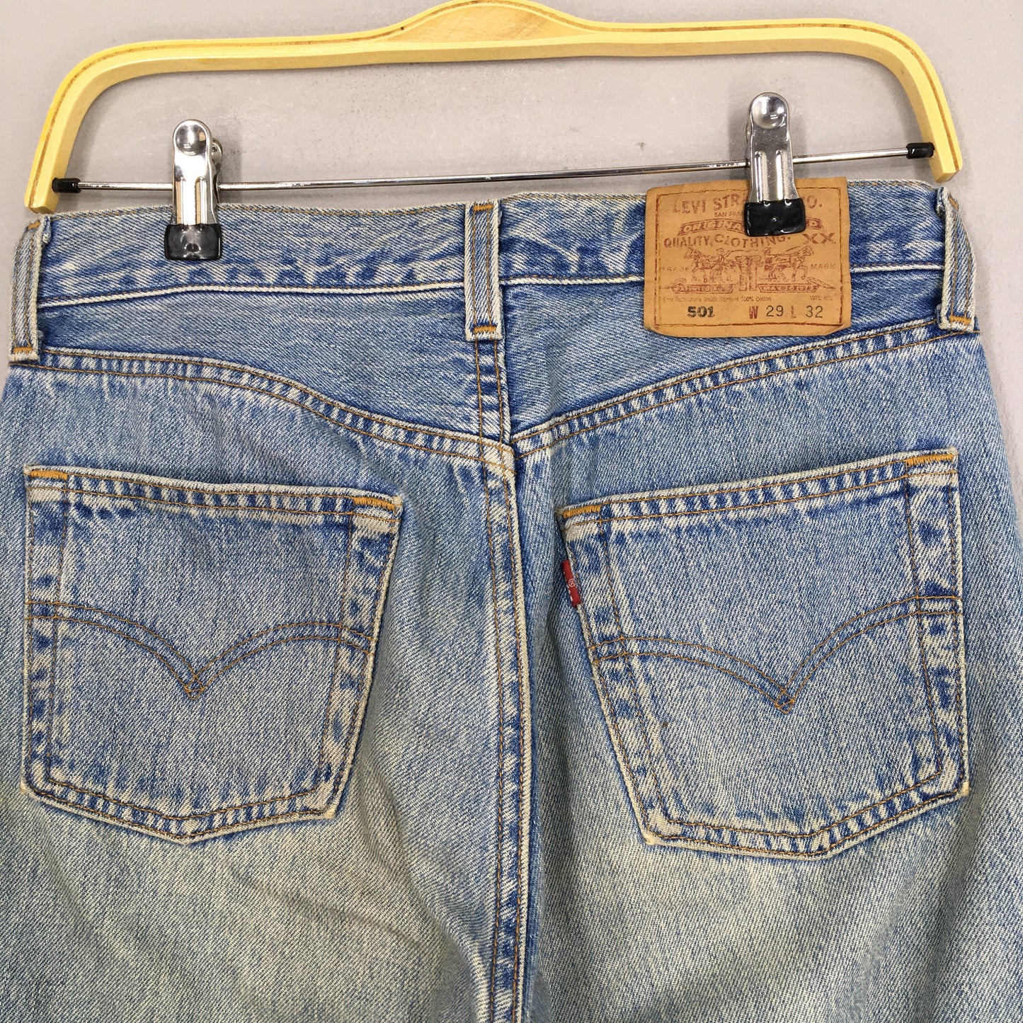 Levi's 501 Faded Dirty Jeans Size 28x28