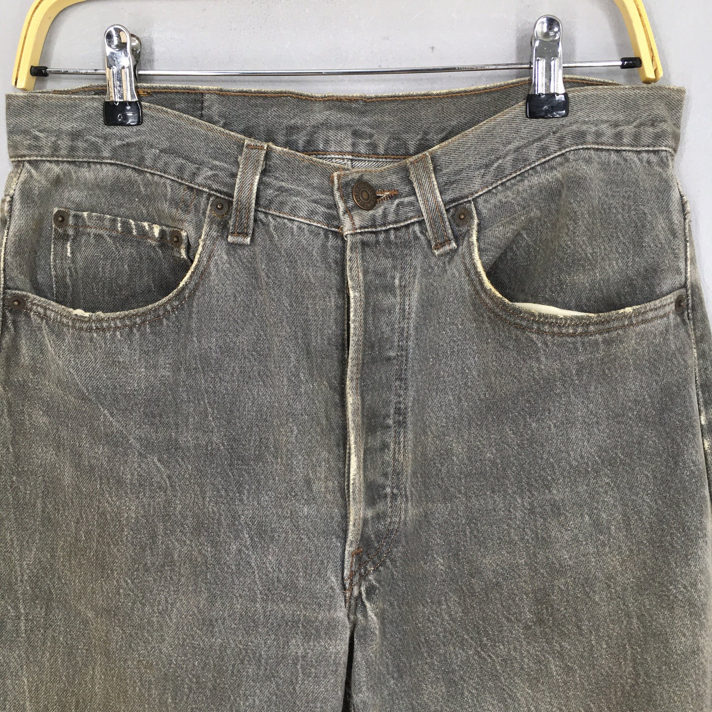 Levi's 501 Ash Gray High Waisted Jeans Size 31x29