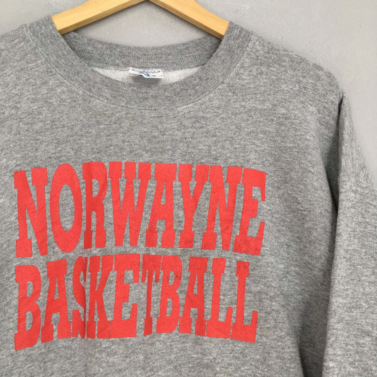 Norwayne Basketball Gray Sweatshirt XLarge