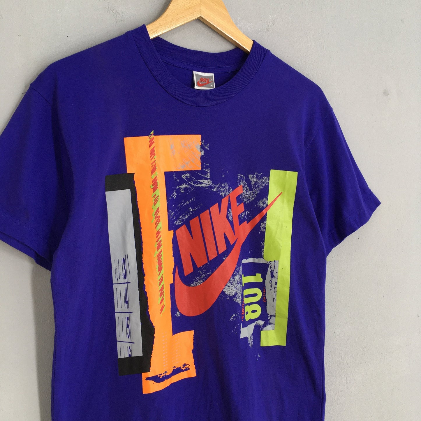 Nike Swoosh Purple Tshirt Small