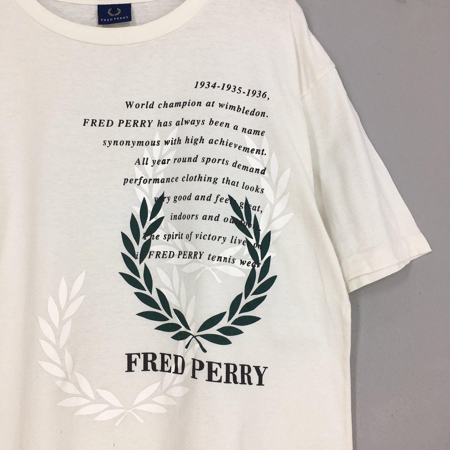 Fred Perry Casual White T shirt Medium