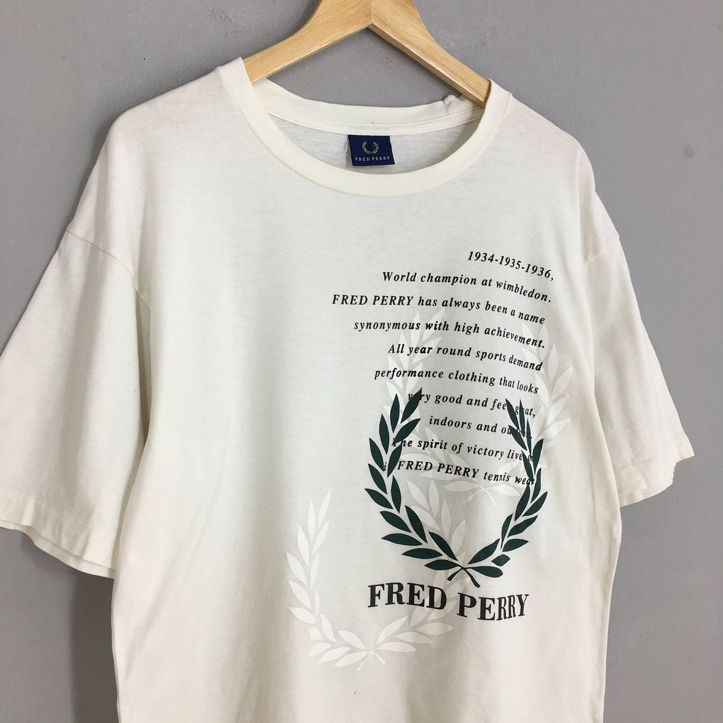 Fred Perry Casual White T shirt Medium