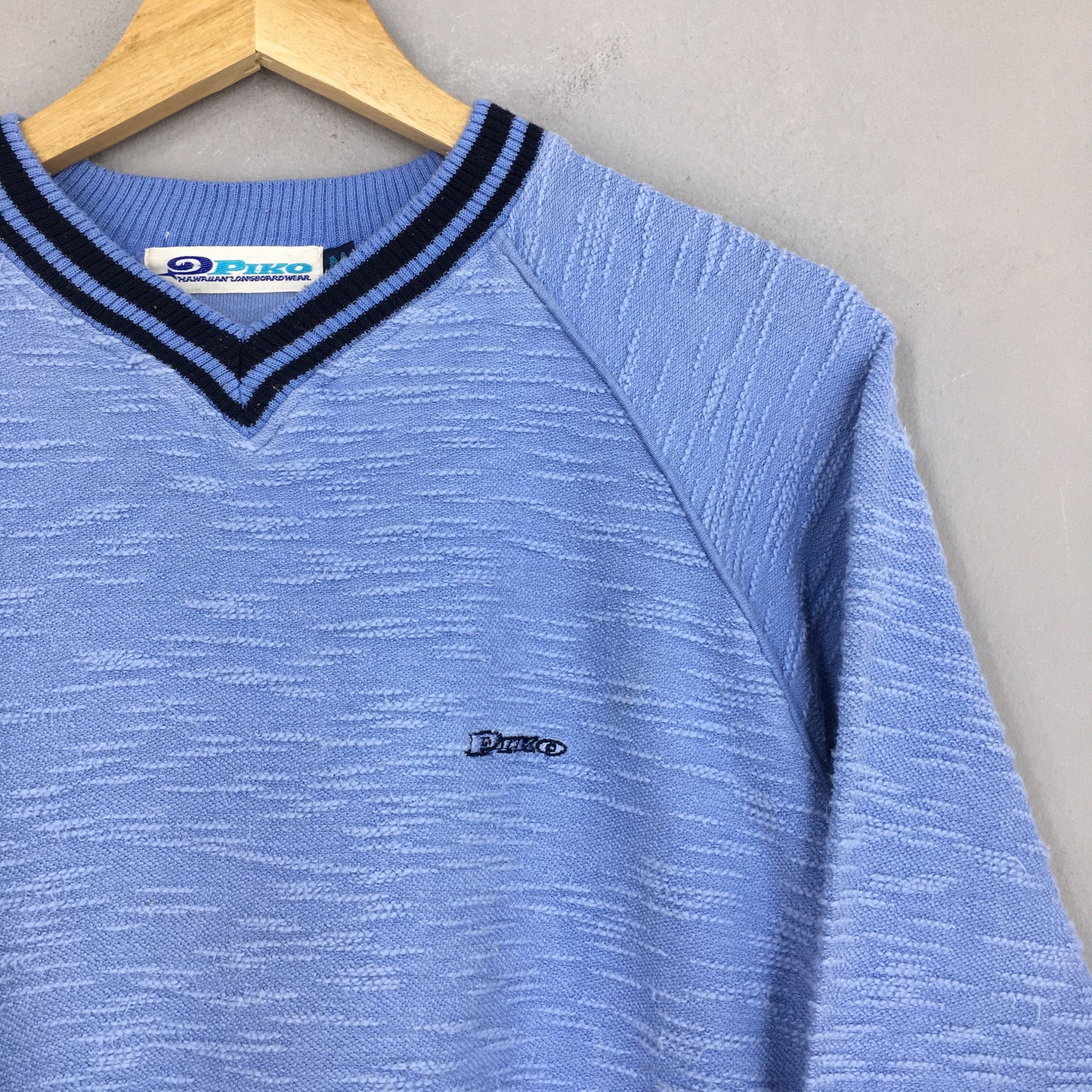 Piko Surfing Blue Sweatshirt Medium