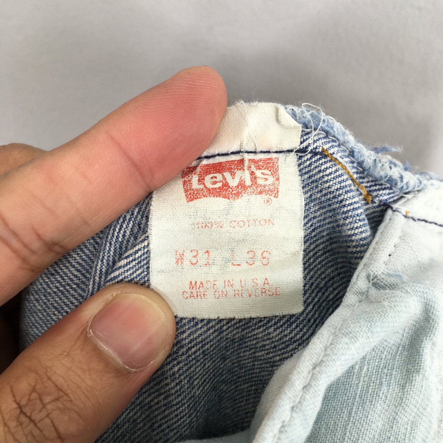 Levi's 501 Light Wash Blue High Waisted Size 29x35.5