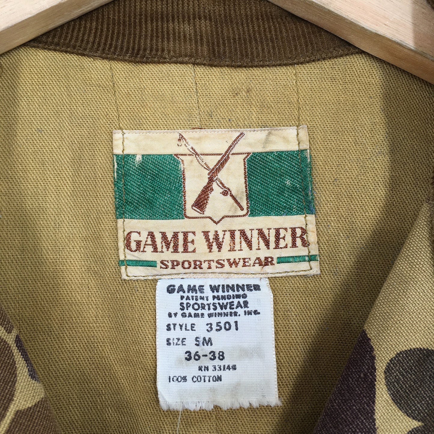 Game Winner Hunting Duck Camo Jacket Medium