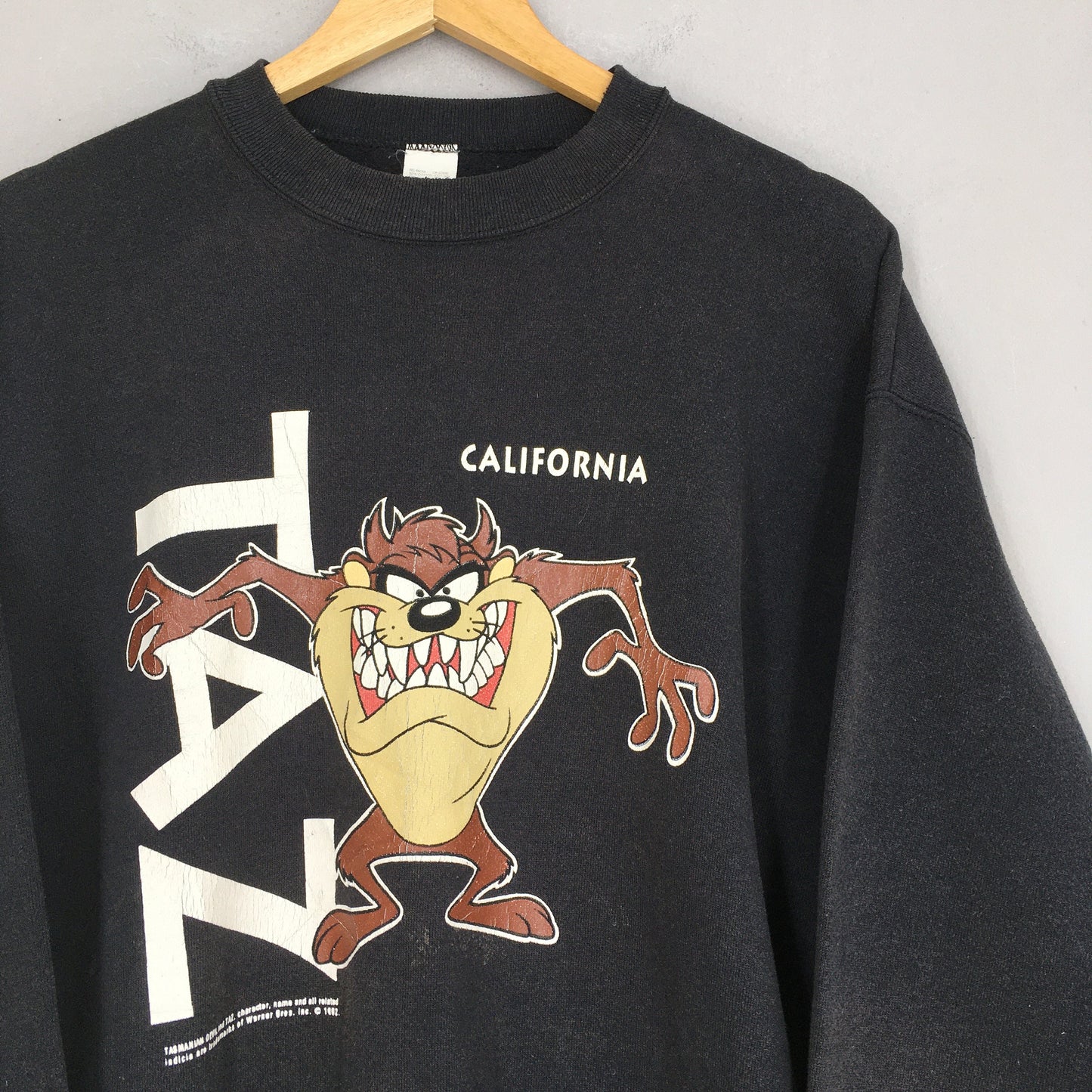 Taz-Mania California Black Sweatshirt XLarge