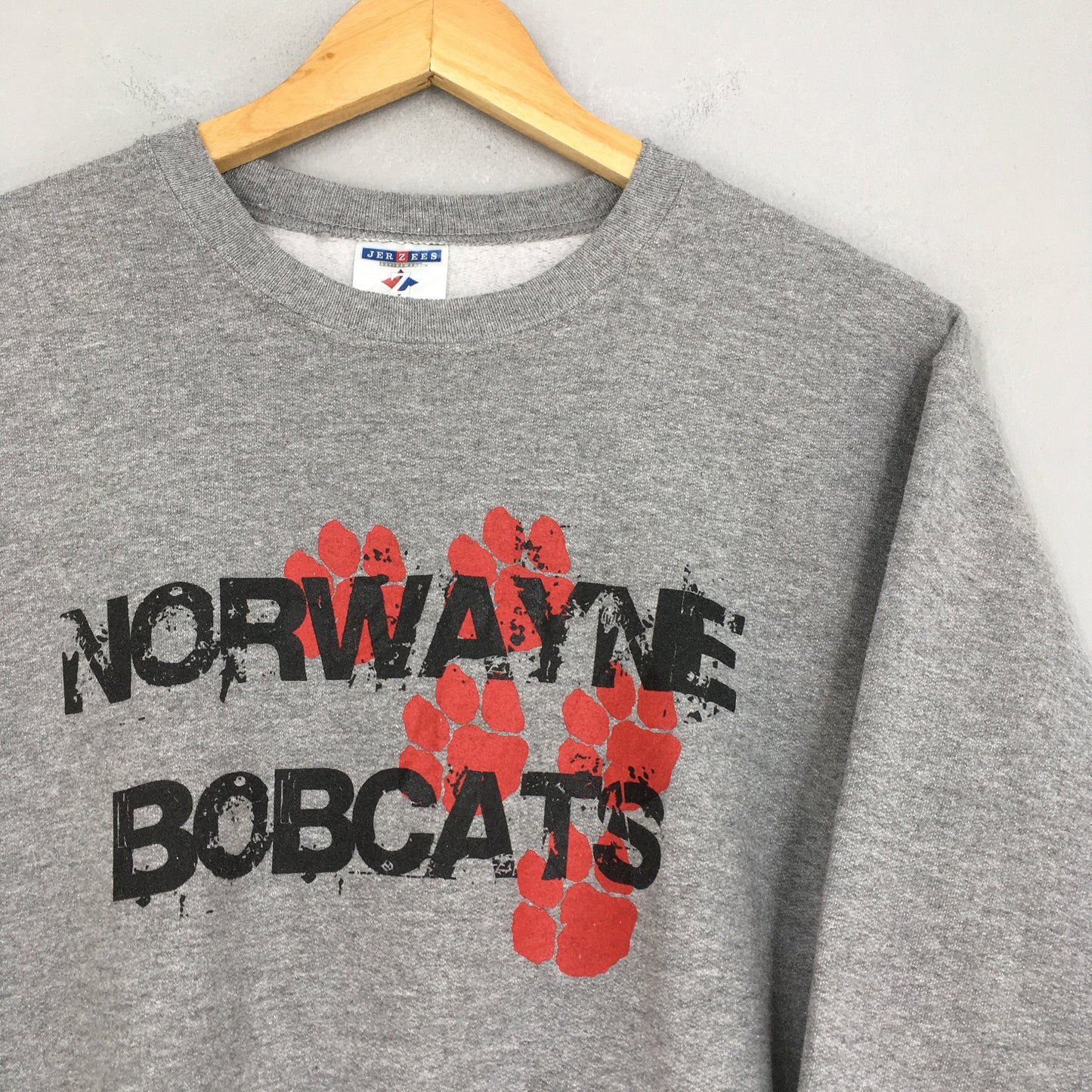 Y2K Norwayne Bobcats Gray Sweatshirt Small