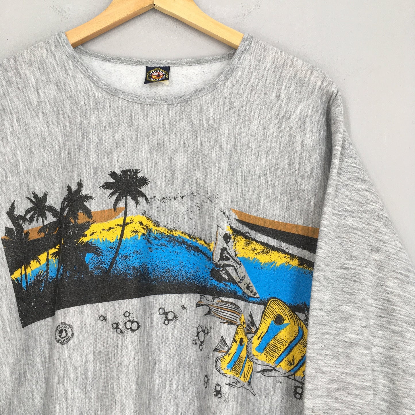 Trade Winds Hawaii Beach Sweatshirt Large