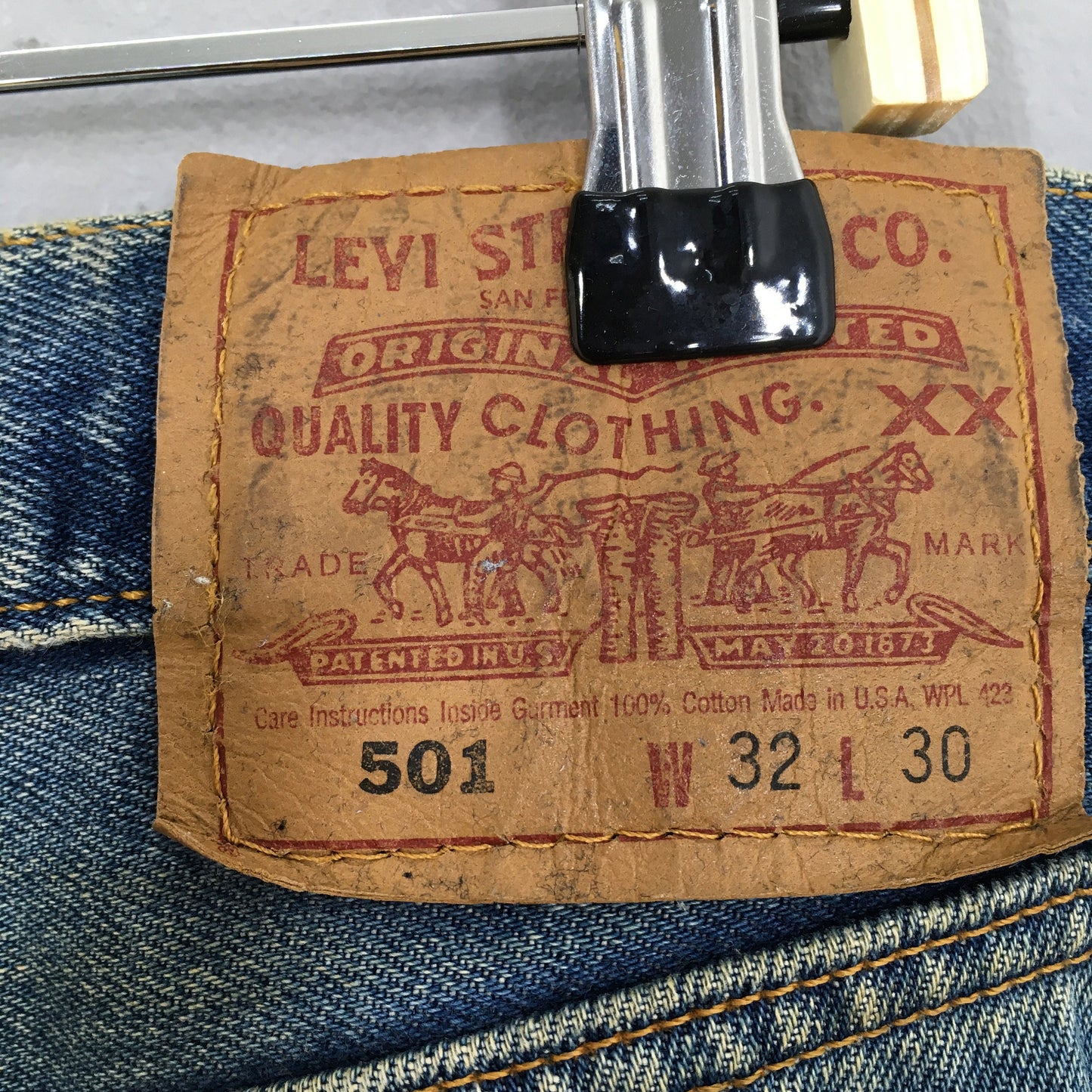 Levi's 501 Distressed Ripped Jeans Stonewash Size 31x30.5