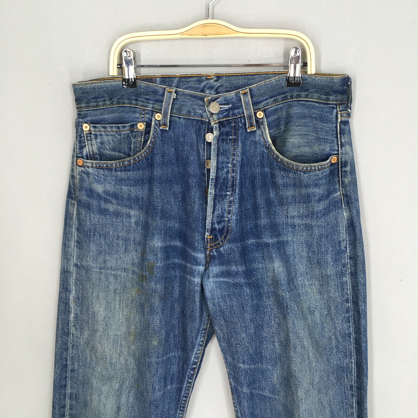 Levi's 501 Faded Blue Light Wash Jeans Size 30x32.5