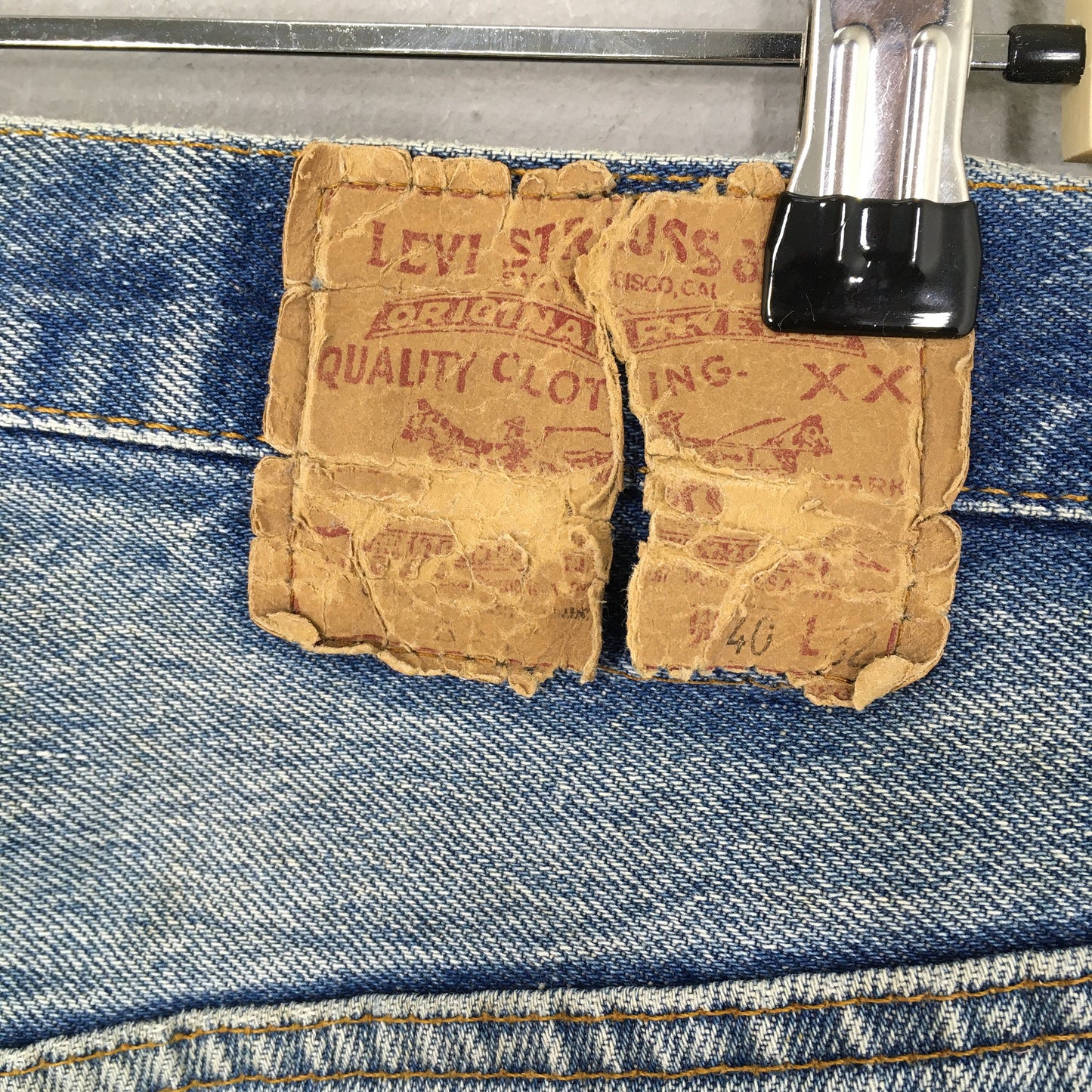 Levi's 501 Distressed Ripped Stonewash Jeans Size 37x28.5