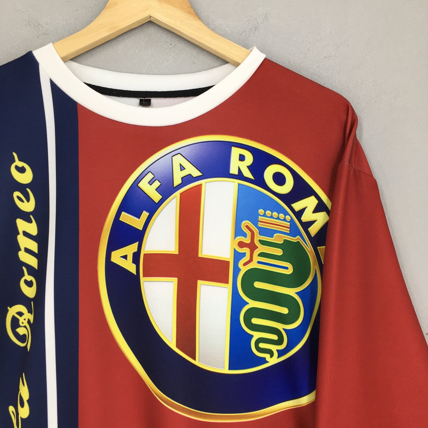 Y2K Alfa Romeo Automobiles Polyester Sweater Large