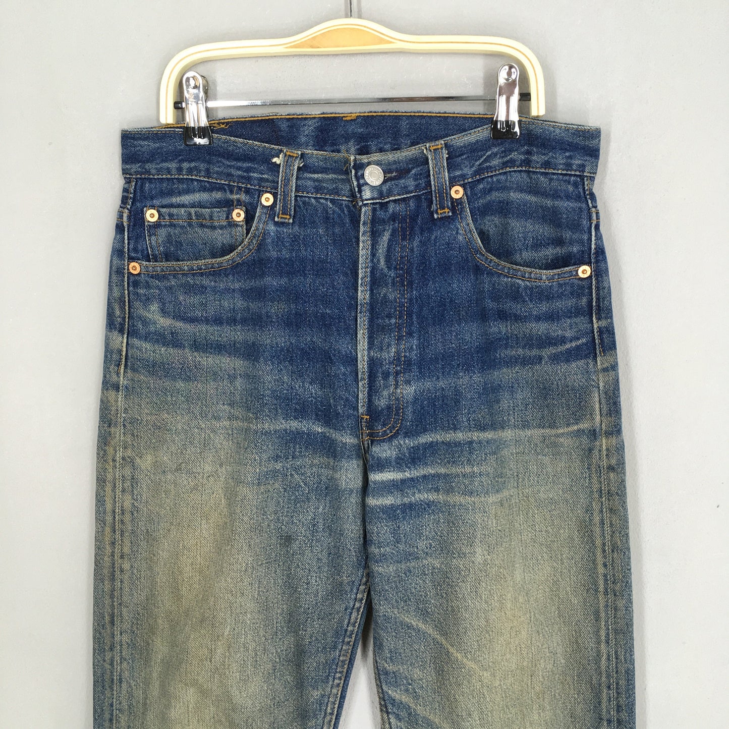 Levi's 501 Faded Dirty Stonewash Jeans Size 28x32