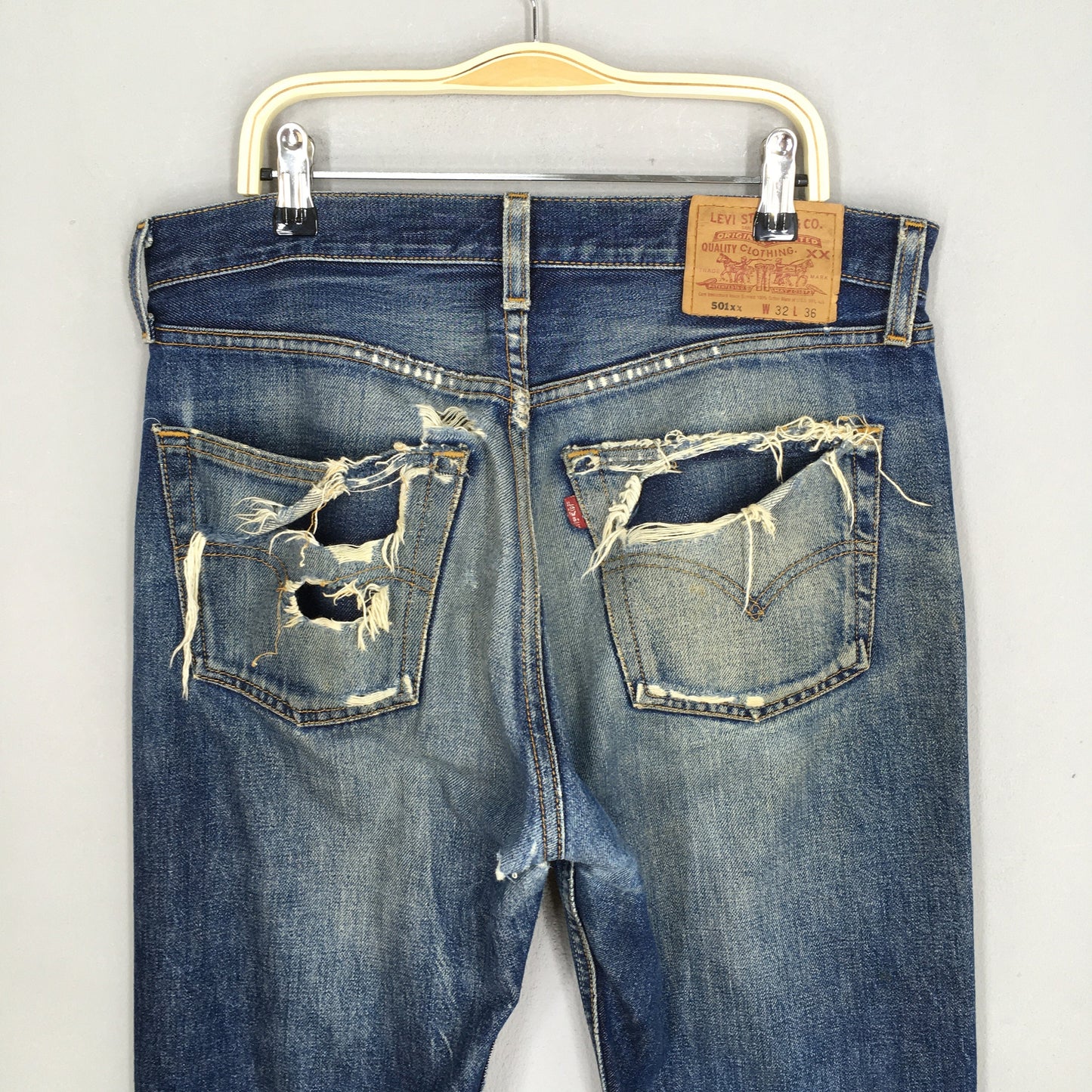 Levi's 501XX Distressed Ripped Jeans Size 31x31