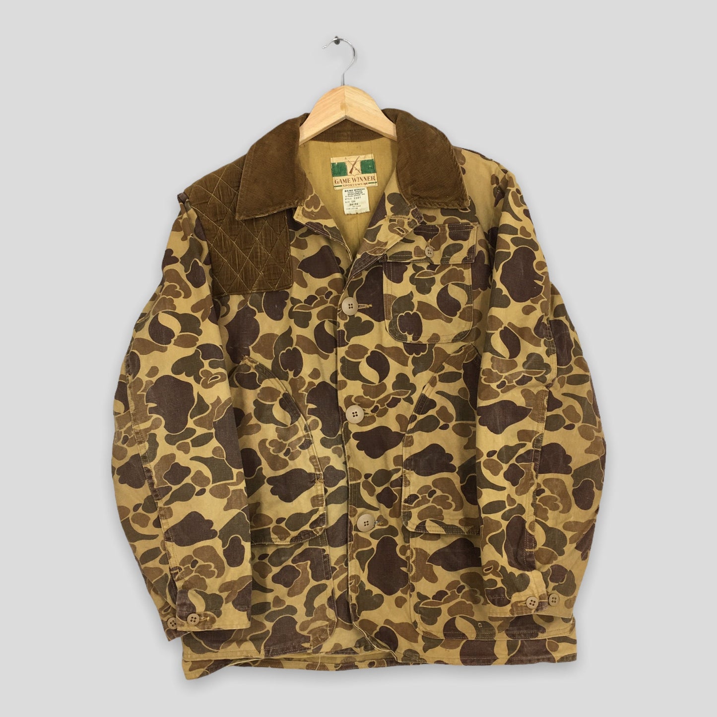 Game Winner Hunting Duck Camo Jacket Medium