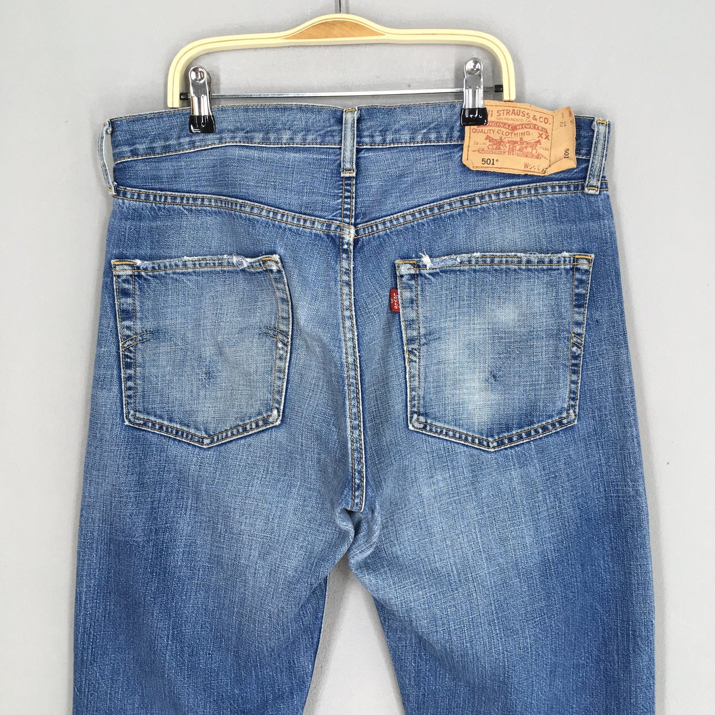 Y2K Levi's 501 Distressed Stonewash Jeans Size 33x31.5