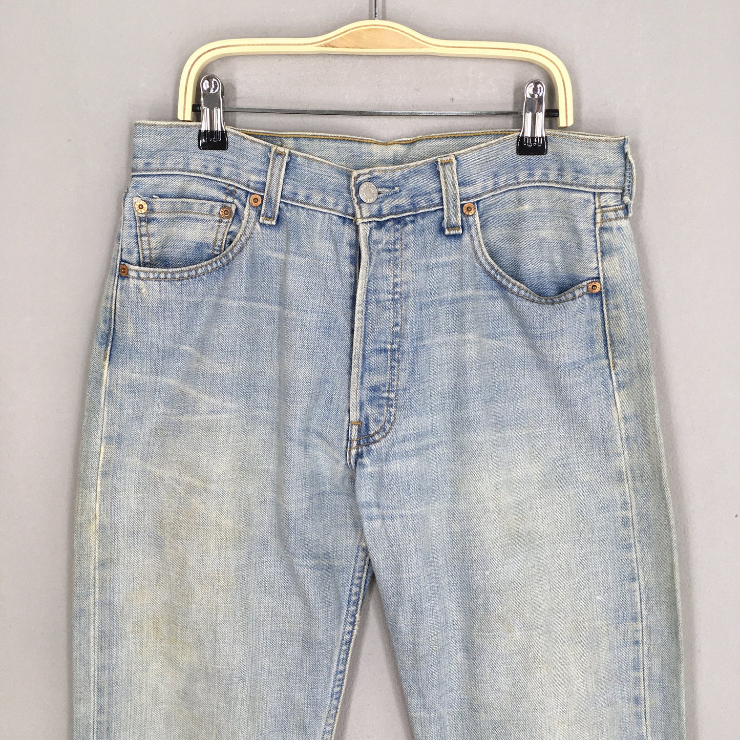 Levi's 501 Faded Blue Light Wash Jeans Size 29x30.5