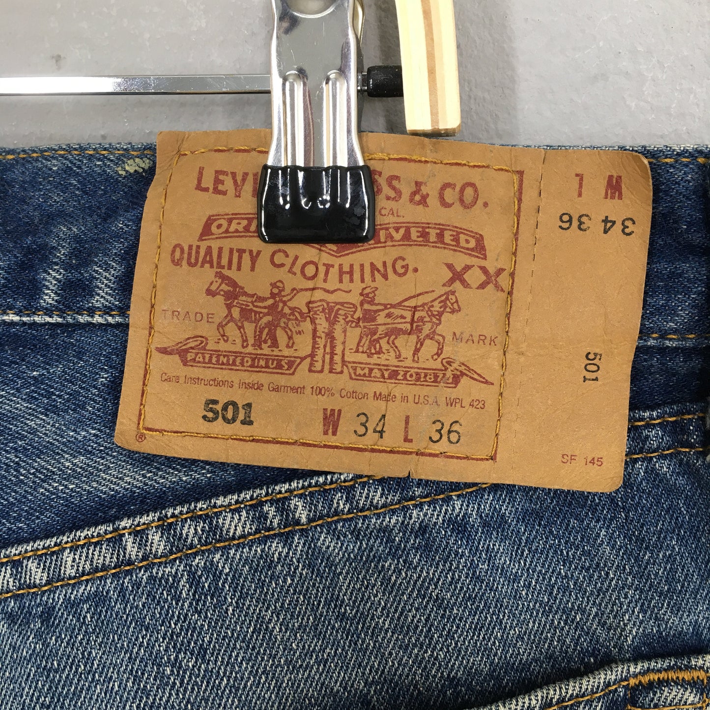 Levi's 501 Faded Dirty Stonewash Jeans Size 31x30.5