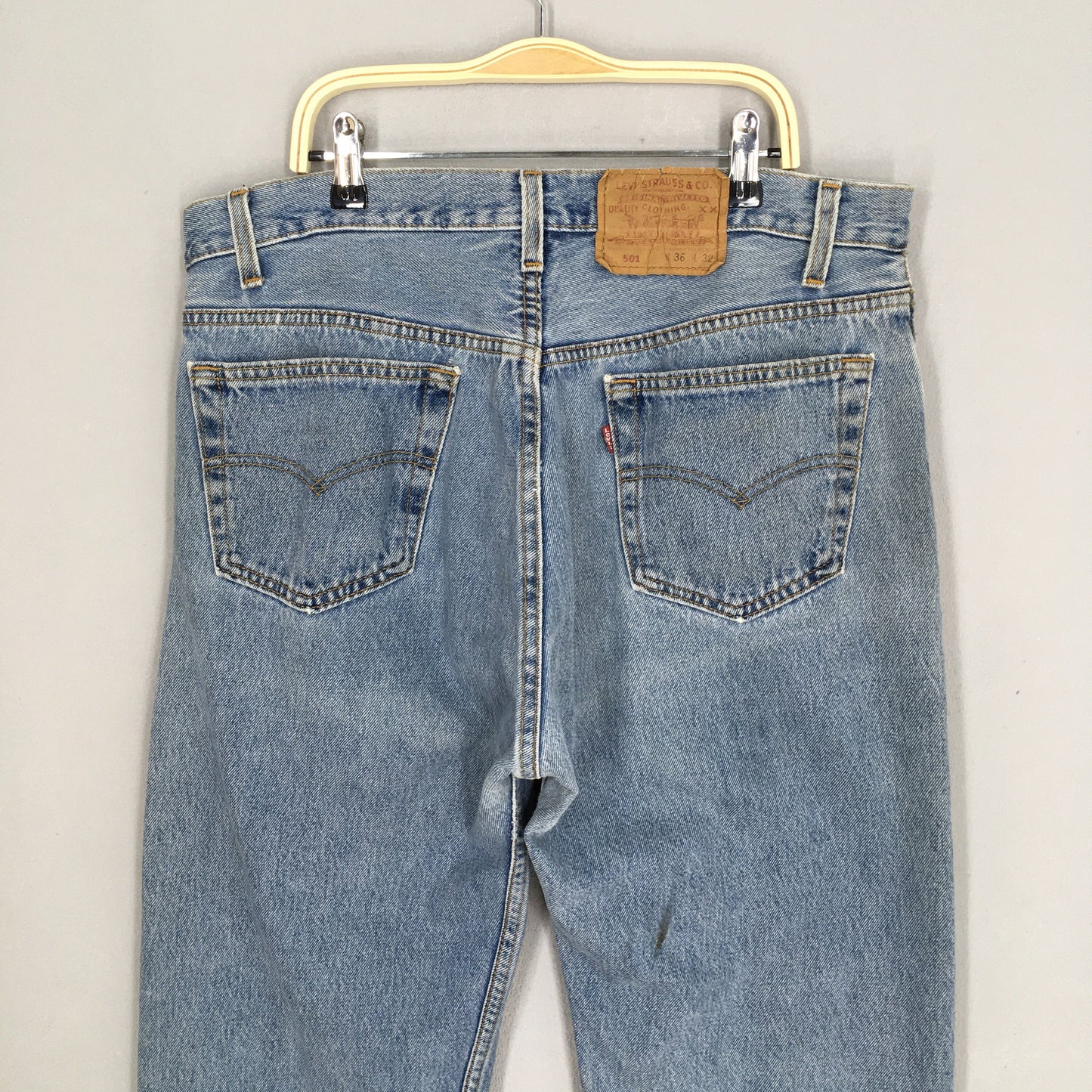 Levi's 501 Faded Dirty Light Wash Jeans Size 34x31