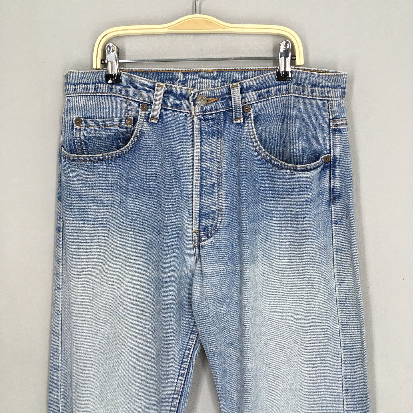 Levi's 501 Distressed Ripped Jeans Size 31x33