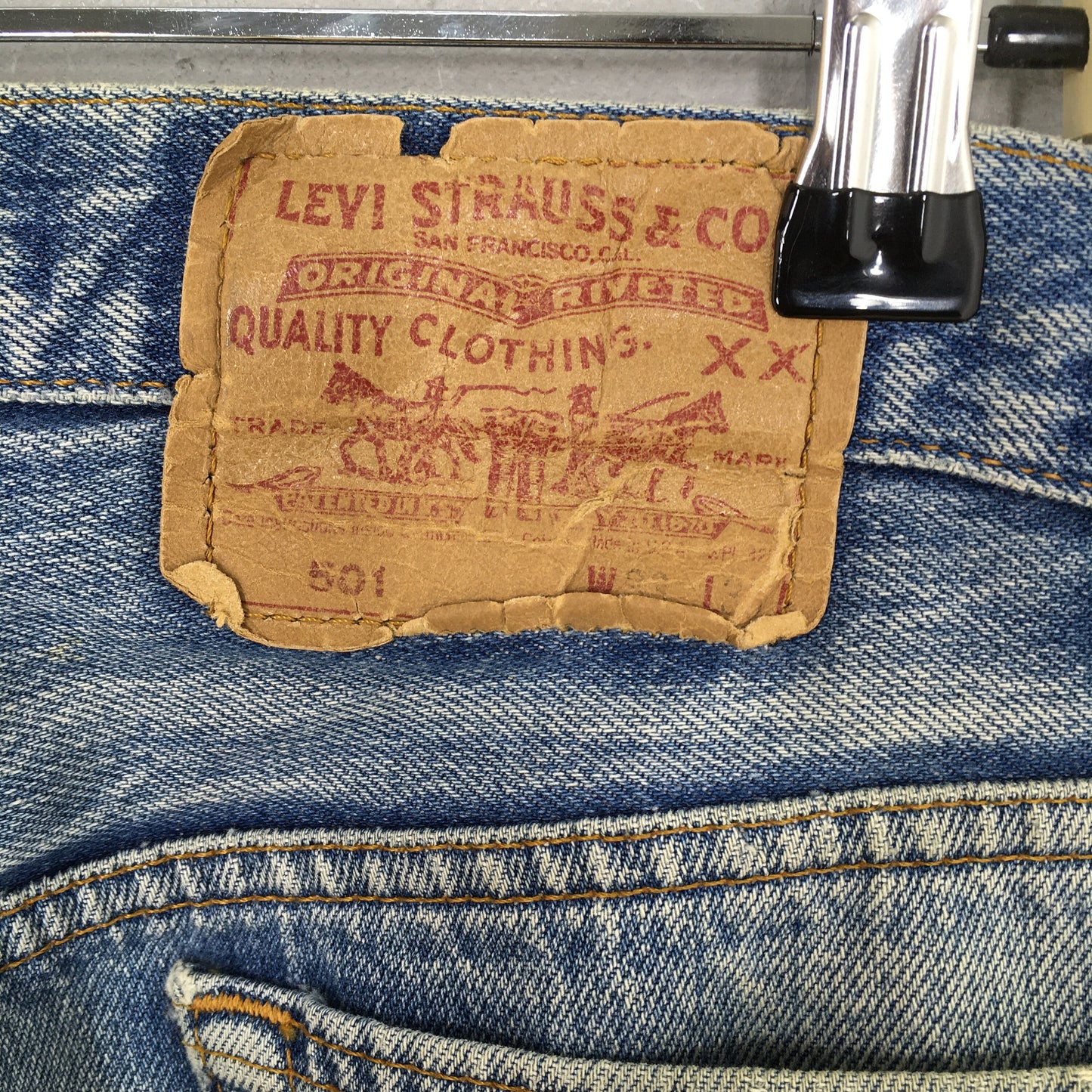 Levi's 501 Distressed Stonewash Jeans Size 32x32