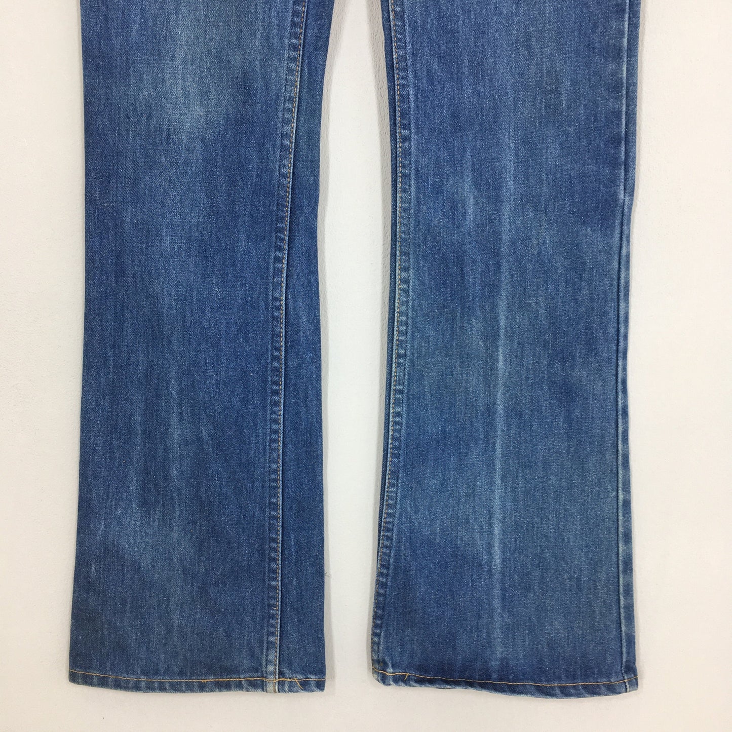 Levi's 746 Bootcut Ladies High Waisted Jeans Size 27x33.5