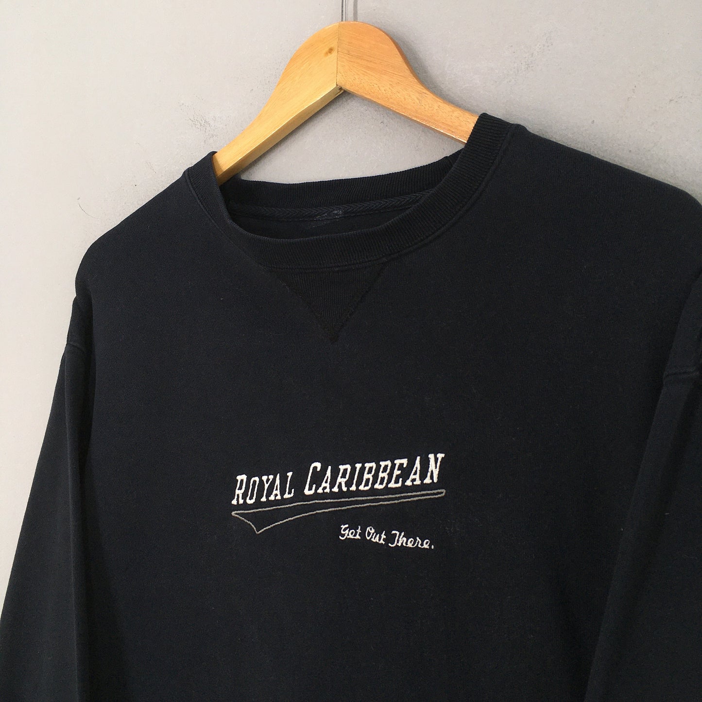 Royal Caribbean Black Sweatshirt Small