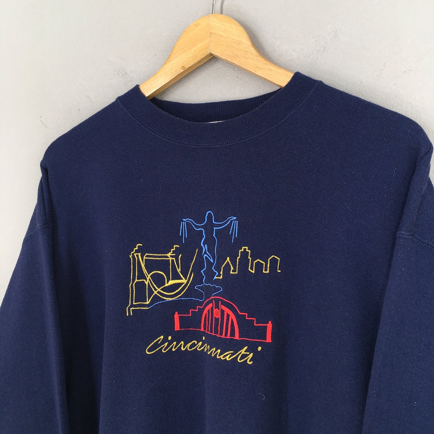 Cincinnati State Ohio Blue Sweatshirt Large