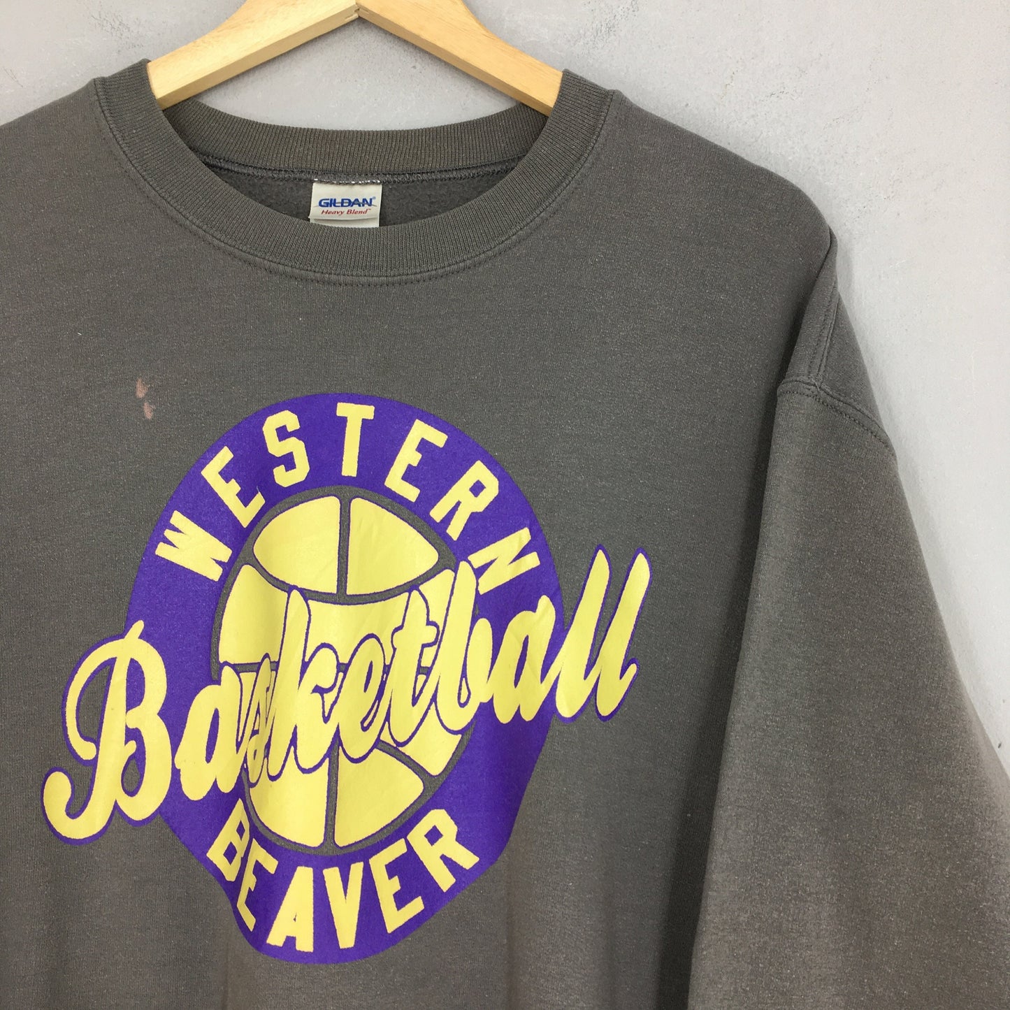 Western Beaver Basketball Sweatshirt Medium