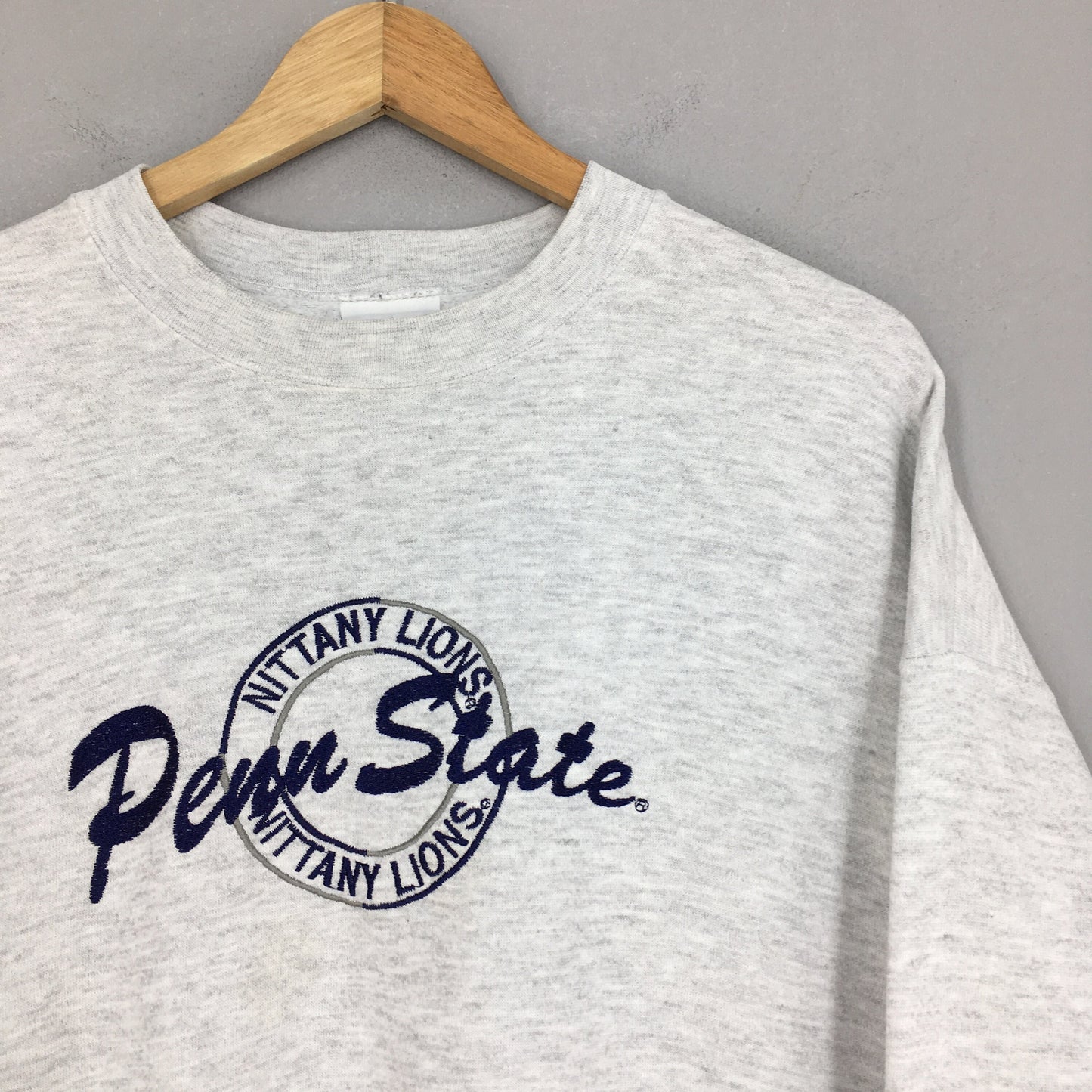 The Penn State Nittany Lions Gray Sweatshirt XLarge