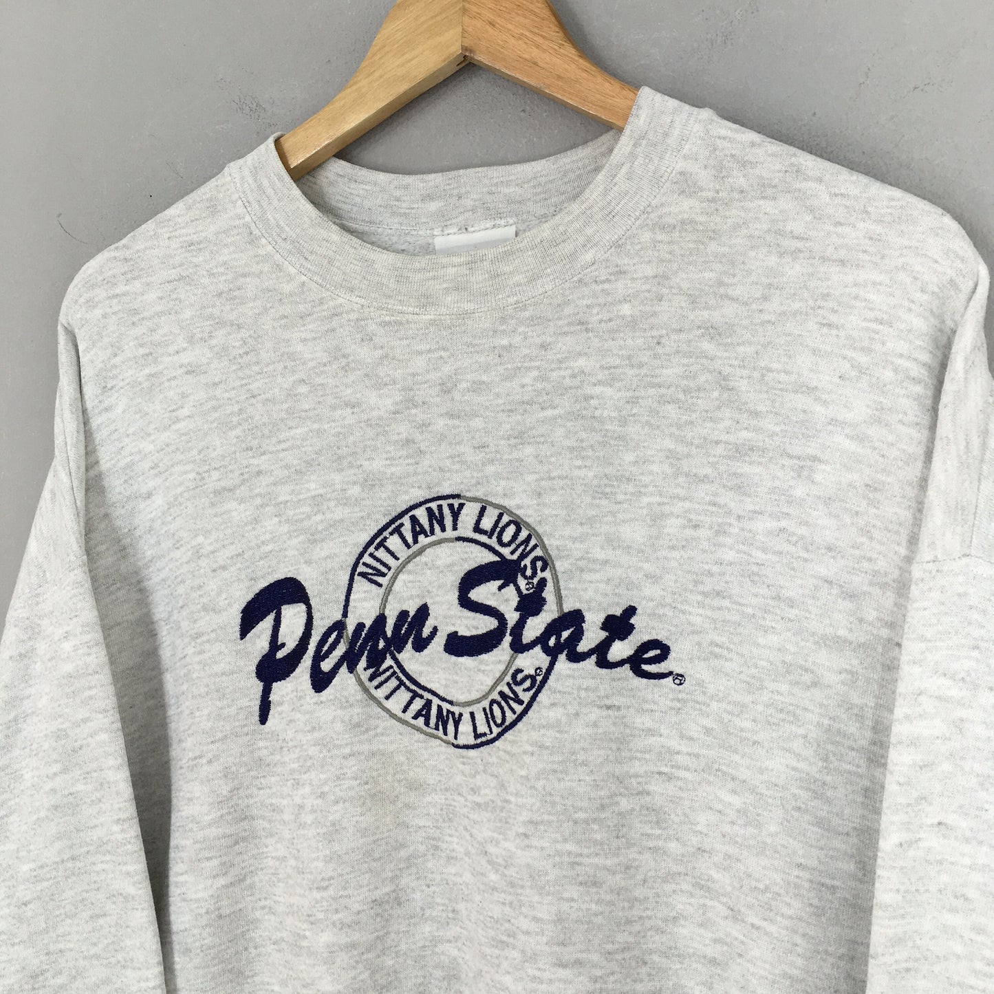 The Penn State Nittany Lions Gray Sweatshirt XLarge