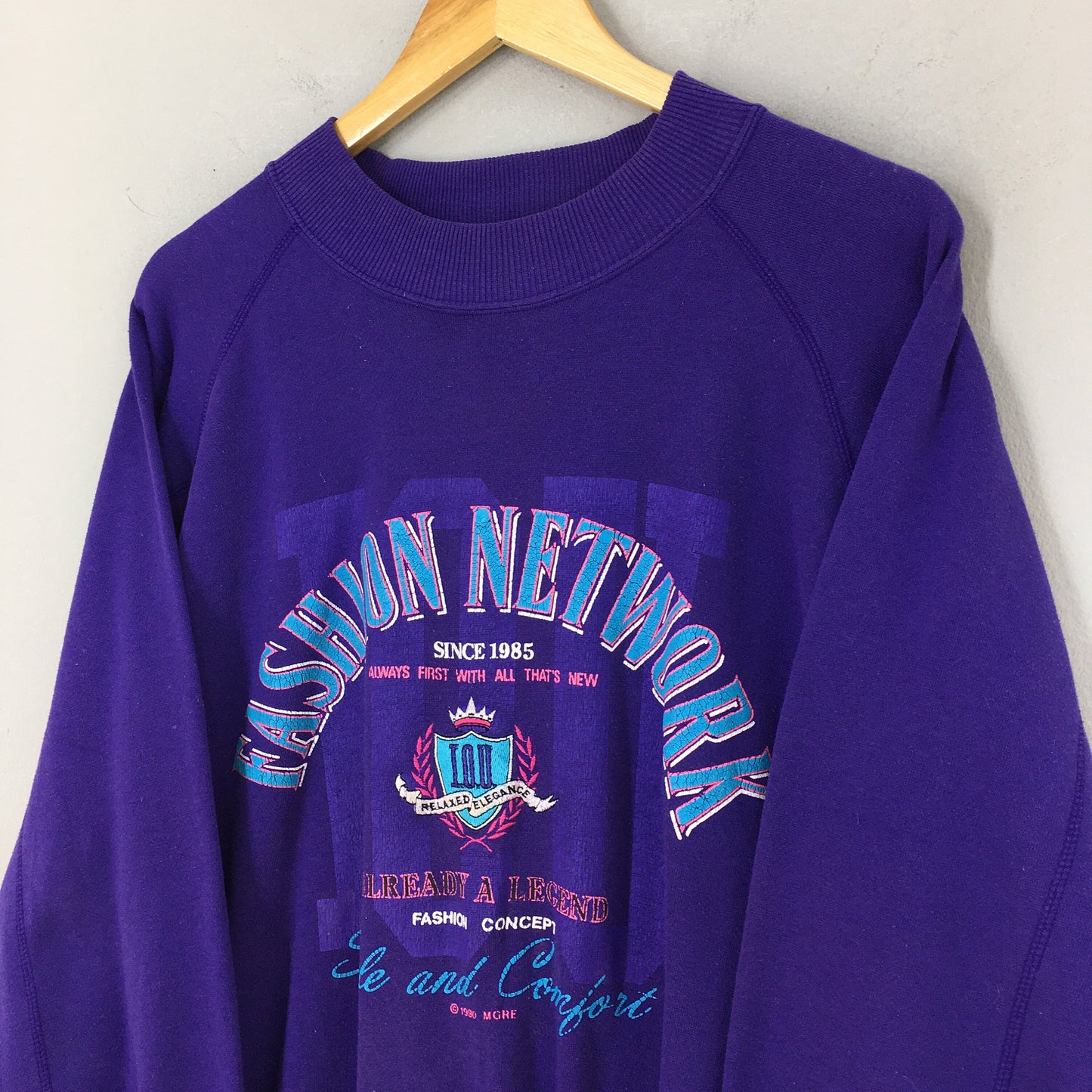 Fashion Network Streetwear Purple Sweatshirt Medium