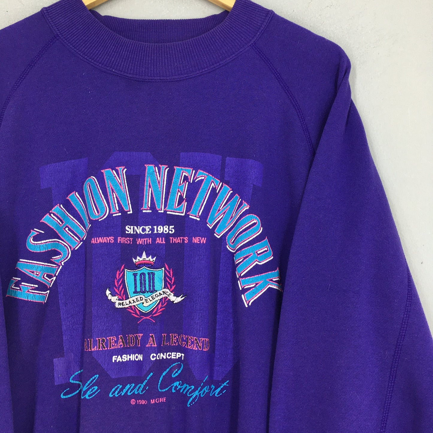 Fashion Network Streetwear Purple Sweatshirt Medium